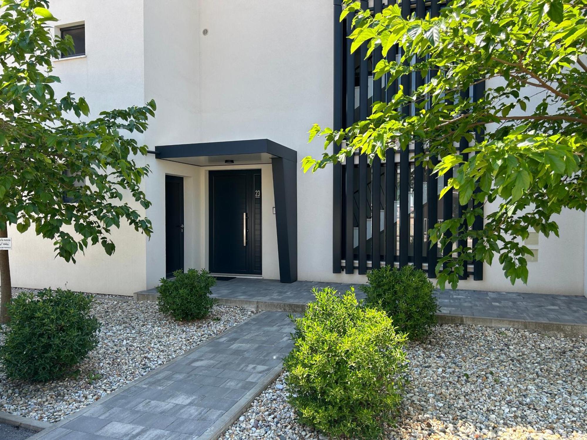 Apartmán Oris, Private Parking, Garden *
